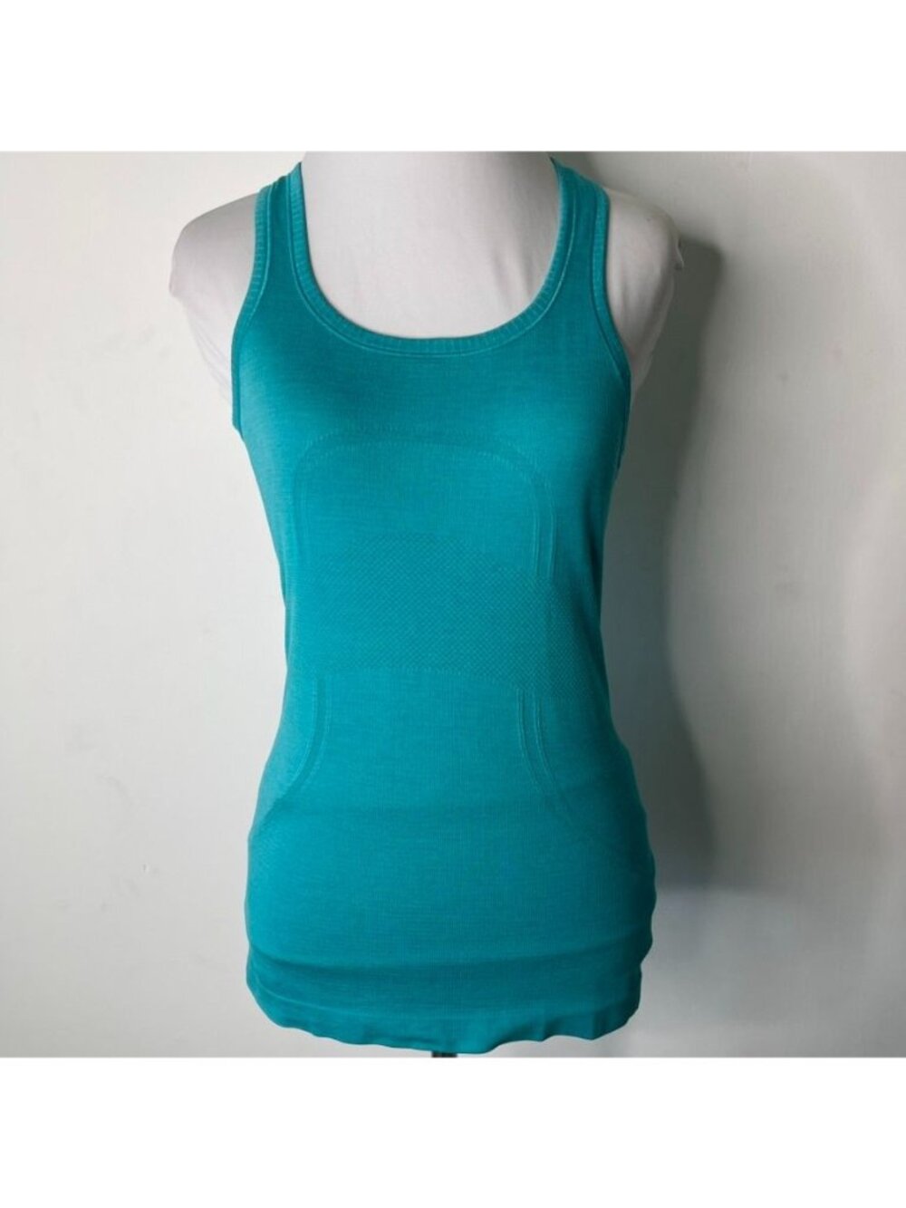 Lululemon Swiftly Tech Racerback Tank Top Pacific Teal Blue Womens Size 4
